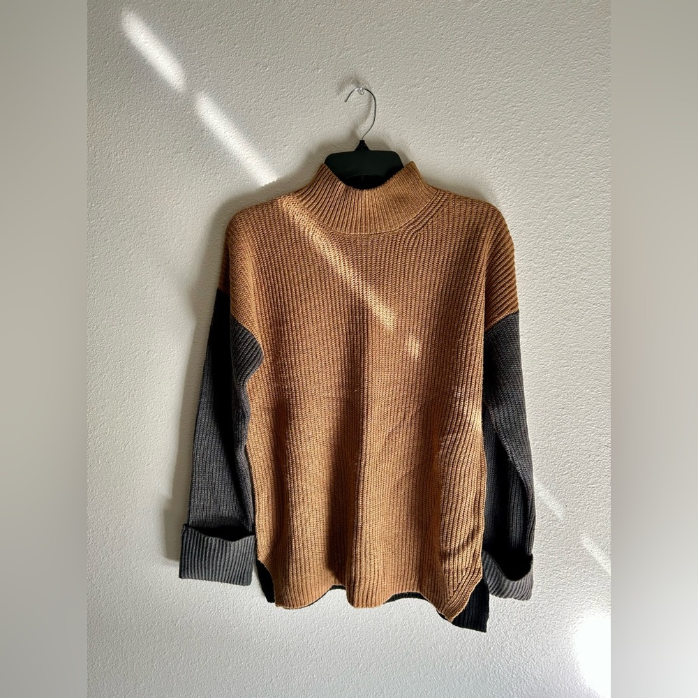 Calvin Klein Women’s Color-Block Mock Neck Sweater